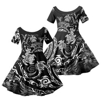 Aloha Hawaii Turtles Floral Family Matching Puletasi and Hawaiian Shirt Obsidian Glaze LT7 Daughter's Dress Black - Polynesian Pride