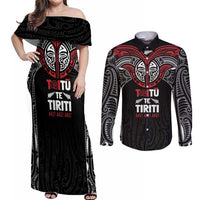 Aotearoa Maori Personalized Couples Matching Off Shoulder Maxi Dress and Long Sleeve Button Shirt Toitu Te Tiriti Ake! Ake! Ake! LT7 Black - Polynesian Pride