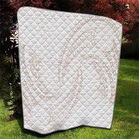 White Sunday Lotu Tamaiti Quilt Polynesian Wave Pastel Nude - Polynesian Pride
