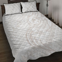Hawaii Plumeria Lokelani Pikake Lei Quilt Bed Set Sandy Beige Polynesian Tattoo