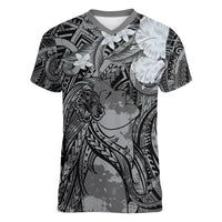 Pacific Beauty Girl Women V-Neck T-Shirt Black Polyneisan Tribal Vintage Motif