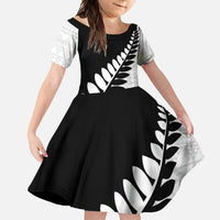 New Zealand Silver Fern Niho Taniwha Family Matching Short Sleeve Bodycon Dress and Hawaiian Shirt
