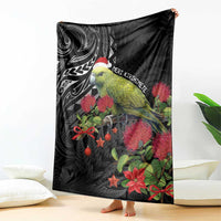 Meri Kirihimete Kakapo Blanket Black Silver Fern Christmas Vibe LT9 - Polynesian Pride