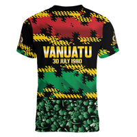 Vanuatu 46th Year Anniversary Women V-Neck T-Shirt 30 July 1980 Hibiscus Seamless Pattern LT9 - Polynesian Pride