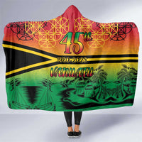 Hapi 45th Indipendens Dei Vanuatu Hooded Blanket Yumi 1980 with Vanuatuan Beach Landscape