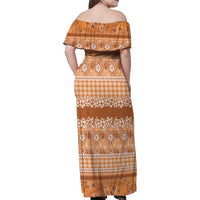 Hawaiian Hibiscus Honu Family Matching Off Shoulder Maxi Dress and Hawaiian Shirt Gold Mele Kalikimaka Palaka Spirit - Polynesian Pride