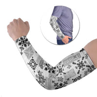 Hawaii Tapa Tribal Arm Sleeves With Hawaiian Quilt Pattern Black LT9 Set of 2 Black - Polynesian Pride