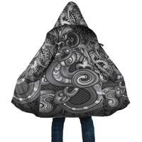 Aotearoa Maori Hei Tiki Cloak Kiwikiwi Kowhaiwhai Puhoro Motif LT9 Unisex Grey - Polynesian Pride