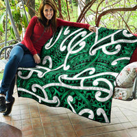 Aotearoa Maori Kowhaiwhai Quilt Kakariki Puhoro and Patiki LT9 - Polynesian Pride