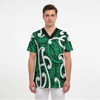 Aotearoa Maori Kowhaiwhai Scrub Top Kakariki Puhoro and Patiki LT9 - Polynesian Pride