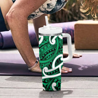 Aotearoa Maori Kowhaiwhai Tumbler With Handle Kakariki Puhoro and Patiki LT9 - Polynesian Pride