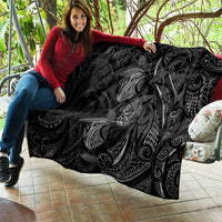 Hawaiian Mango Tribal Tattoo Quilt Black White Pacific Traditional Pattern