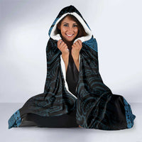 New Zealand Maori Kowhaiwhai Hooded Blanket Kikorangi Maui and Mangopare