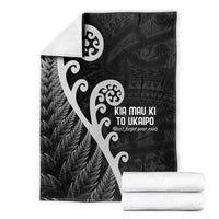 Kia Mau Ki To Ukaipo Blanket Te Reo Maori Koru Fern Art LT9 - Polynesian Pride