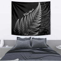 New Zealand Te Reo Māori Tapestry Simple Black Fern