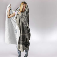 Whanau Maori Language Hooded Blanket Te Reo Maori Inspired Art LT9 - Polynesian Pride