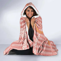 Pink Tropical Floral Palaka Hooded Blanket Hawaiian Quilt Pattern - Polynesian Pride