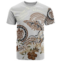 Polynesian Manta Ray T Shirt Beige Floral Turtle Tattoo - Polynesian Pride