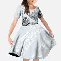 Polynesian Manta Ray Family Matching Puletasi and Hawaiian Shirt Gray Floral Turtle Tattoo LT9 Daughter's Dress Gray - Polynesian Pride