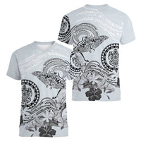 Polynesian Manta Ray Women V-Neck T-Shirt Gray Floral Turtle Tattoo - Polynesian Pride