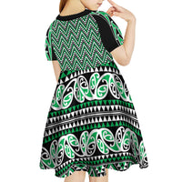 New Zealand Maori Niho Taniwha Kid Short Sleeve Dress Kakariki Mangopare and Puhoro Pattern