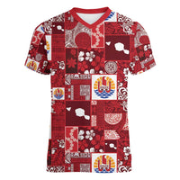 Tahiti Oaoa I Teie Noera Women V-Neck T-Shirt Pacific Patchwork Xmas Vibes LT9 Female Red - Polynesian Pride