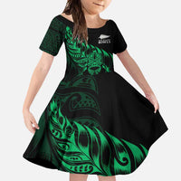 New Zealand Lawn Bowls Custom Family Matching Summer Maxi Dress and Hawaiian Shirt Green Maori Warrior Tribal Silver Fern - Polynesian Pride