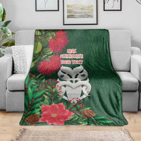 Maori Wheku Meri Kirihimete Personalised Blanket All Green Indigenous Maori Motif - Polynesian Pride