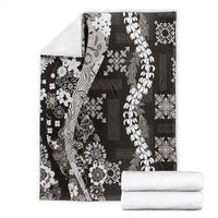 Hawaii Puakenikeni and Maile Lei Blanket Black Japanese Wave Style - Polynesian Pride