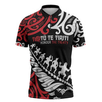 Honour The Treaty New Zealand Personalised Zipper Polo Shirt Toitu Te Tiriti Half Fern Haka Dance - Polynesian Pride