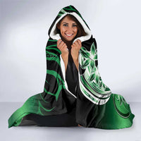 Cook Islands Tattoo Hooded Blanket Plumeria Polynesian Pattern LT9 - Polynesian Pride