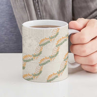 Aloha Pakalana and Puakenikeni Lei Ceramic Mug Beige Hawaiian Pattern LT9 - Polynesian Pride