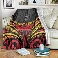 Custom Papua New Guinea Cricket Blanket PNG Emblem Mix Polyneisan Pattern LT9 Black - Polynesian Pride
