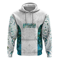 Custom New Zealand Aotearoa Zip Hoodie Green Maori Paua Shell Indigenous - Polynesian Pride