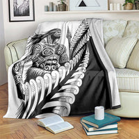 Koru Fern New Zealand Maori Tribal Warrior Blanket LT9 Black - Polynesian Pride