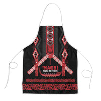 Toitu Te Tiriti Waitangi Apron Black Wharenui House - Polynesian Pride