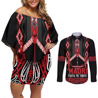 Toitu Te Tiriti Waitangi Couples Matching Off Shoulder Short Dress and Long Sleeve Button Shirt Black Wharenui House - Polynesian Pride