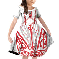 Toitu Te Tiriti Waitangi Family Matching Off Shoulder Short Dress and Hawaiian Shirt White Wharenui House - Polynesian Pride