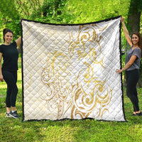 Gold And White Aoteara Horse Racing Quilt NZ Maori Pattern