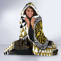 Yellow Aotearoa Niho Taniwha Hooded Blanket Maori Mythology Tooth - Taniko Motifs LT14 - Polynesian Pride
