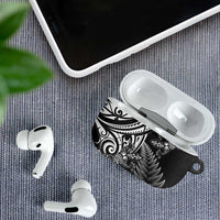 New Zealand Lizard AirPods Case Silver Fern Aotearoa Maori LT14 - Polynesian Pride