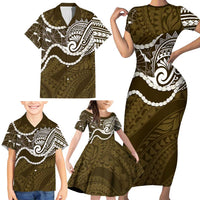Aloha Hawaii Kalo Pikake Lei Family Matching Short Sleeve Bodycon Dress and Hawaiian Shirt Chest Tattoo Gold Hawaiian Pattern