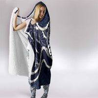 Aloha Hawaii Kalo Pikake Lei Hooded Blanket Chest Tattoo Oxford Blue Hawaiian Pattern LT14 - Polynesian Pride