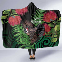 Meri Kirihimete New Zealand Hooded Blanket Piwakawaka Koru Fern Mix Pohutukawa - Polynesian Pride