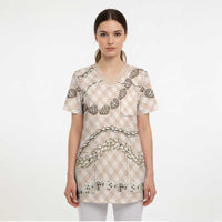 Beige Aloha Hawaii Shell Lei Scrub Top Palaka Hebrew Cone Honey Cowrie Elegant Curves - Polynesian Pride