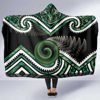 Koru Pounamu Aotearoa Hooded Blanket Maori Paua Shell Mix Silver Fern LT14 One Size Black - Polynesian Pride