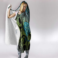 Southland Takehe Pounama Hooded Blanket Aotearoa Poutama Paua Shell Fern LT14 - Polynesian Pride
