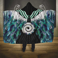 Aotearoa Korowai Motif Hooded Blanket Maori Koru Poutama LT14 - Polynesian Pride