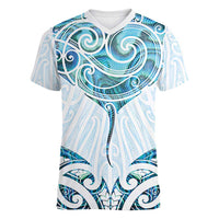 New Zealand Manta Ray Tattoo Women V-Neck T-Shirt Aotearoa Maori Haehae Paua Shell - Polynesian Pride