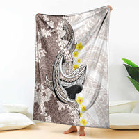 Brown and White Hawaii Shark Tattoo Blanket Puakenikeni Lei Plumeria Polynesian Pattern - Polynesian Pride
